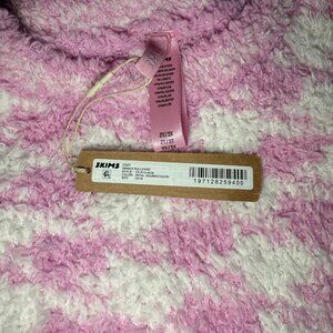 SKIMS Cozy Knit Unisex Pullover | Petal Houndstooth | Size 2X/3X